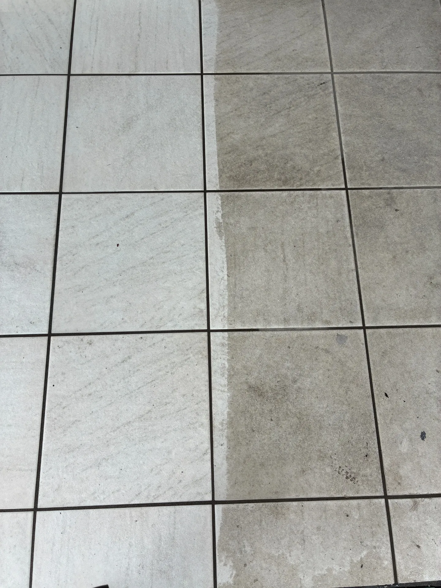 株式会社アクアカッター