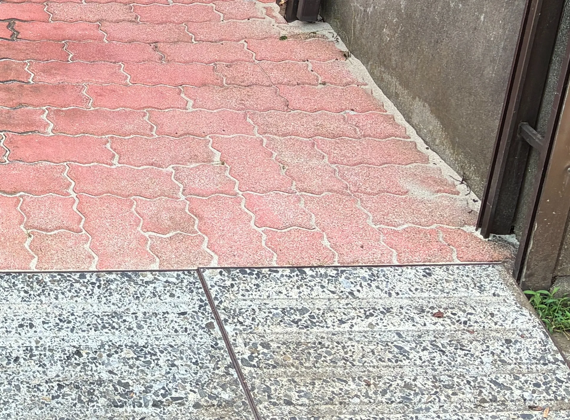 株式会社アクアカッター